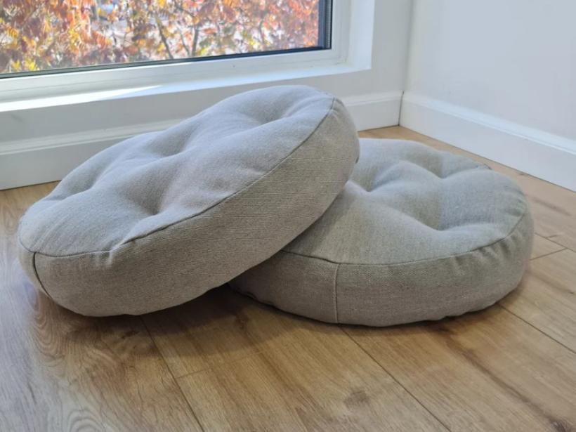Floor Pillow: A Smart Choice for Comfortable and Mindful Seating photo