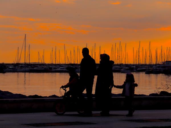 Fren Family Net Worth 2026: How a Family Travel Channel Became a Full-Time Business photo