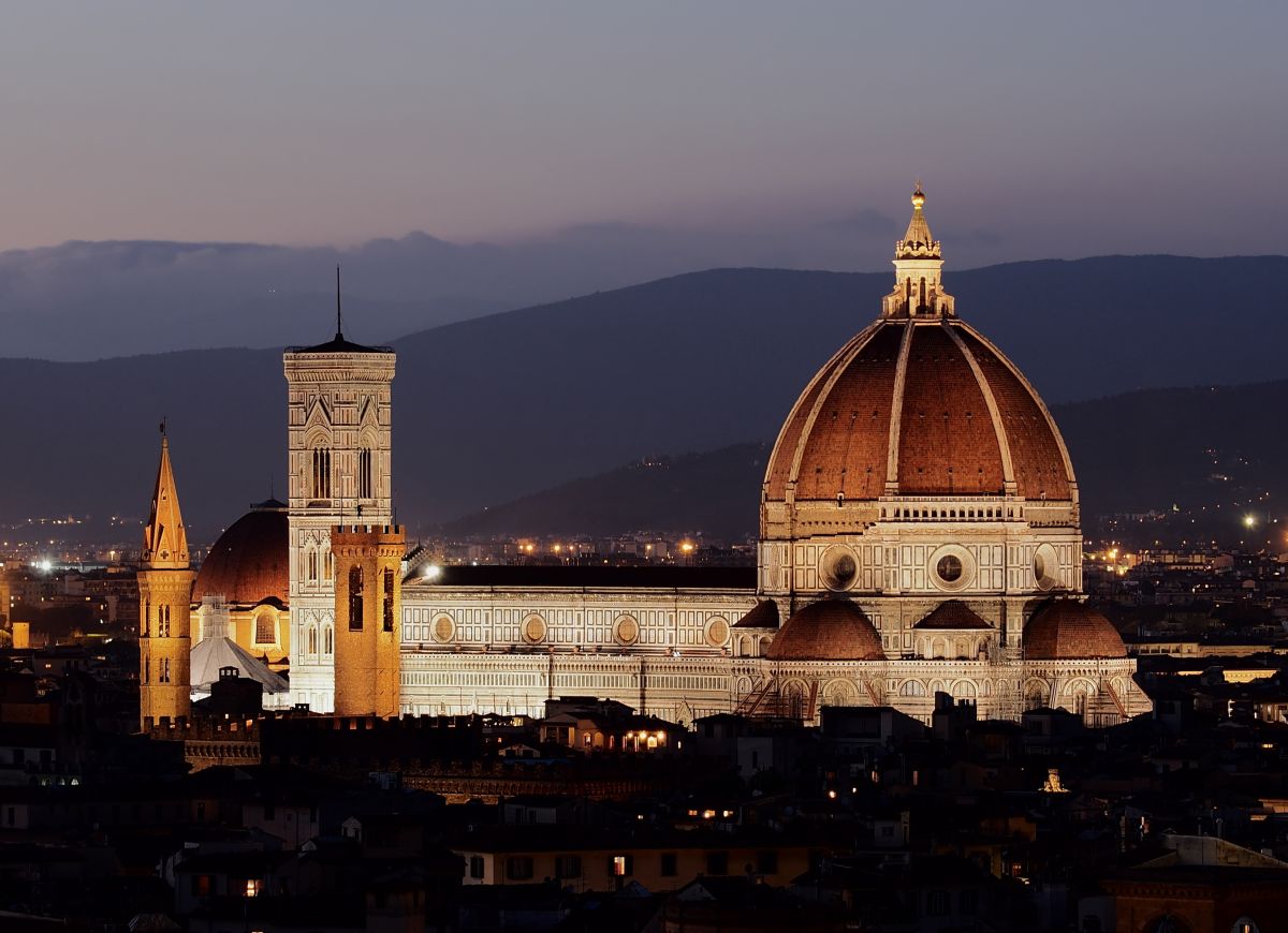 Florence Duomo and skyline seen from Piazzale Michelangelo photo_0