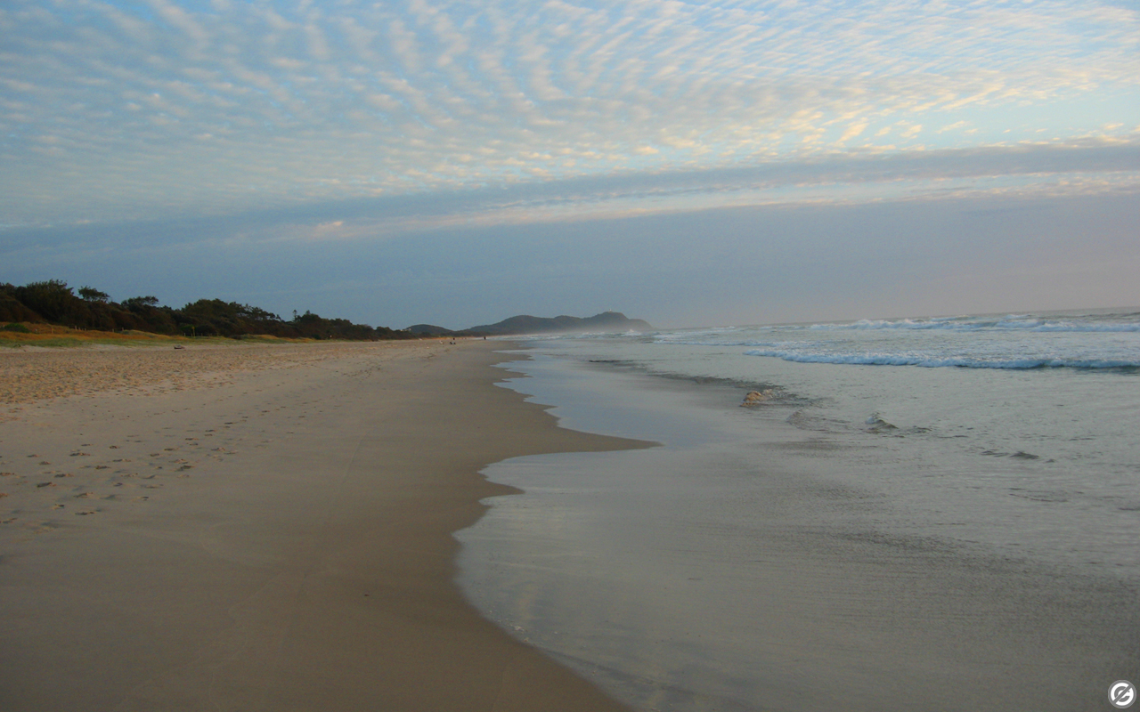 Tallow Beach looking towards Byron Bay photo_0